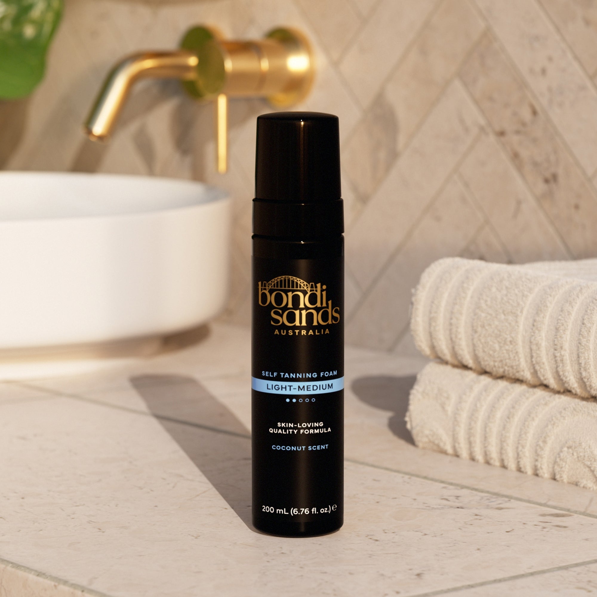 Self Tanning Foam Light/Medium 200ml