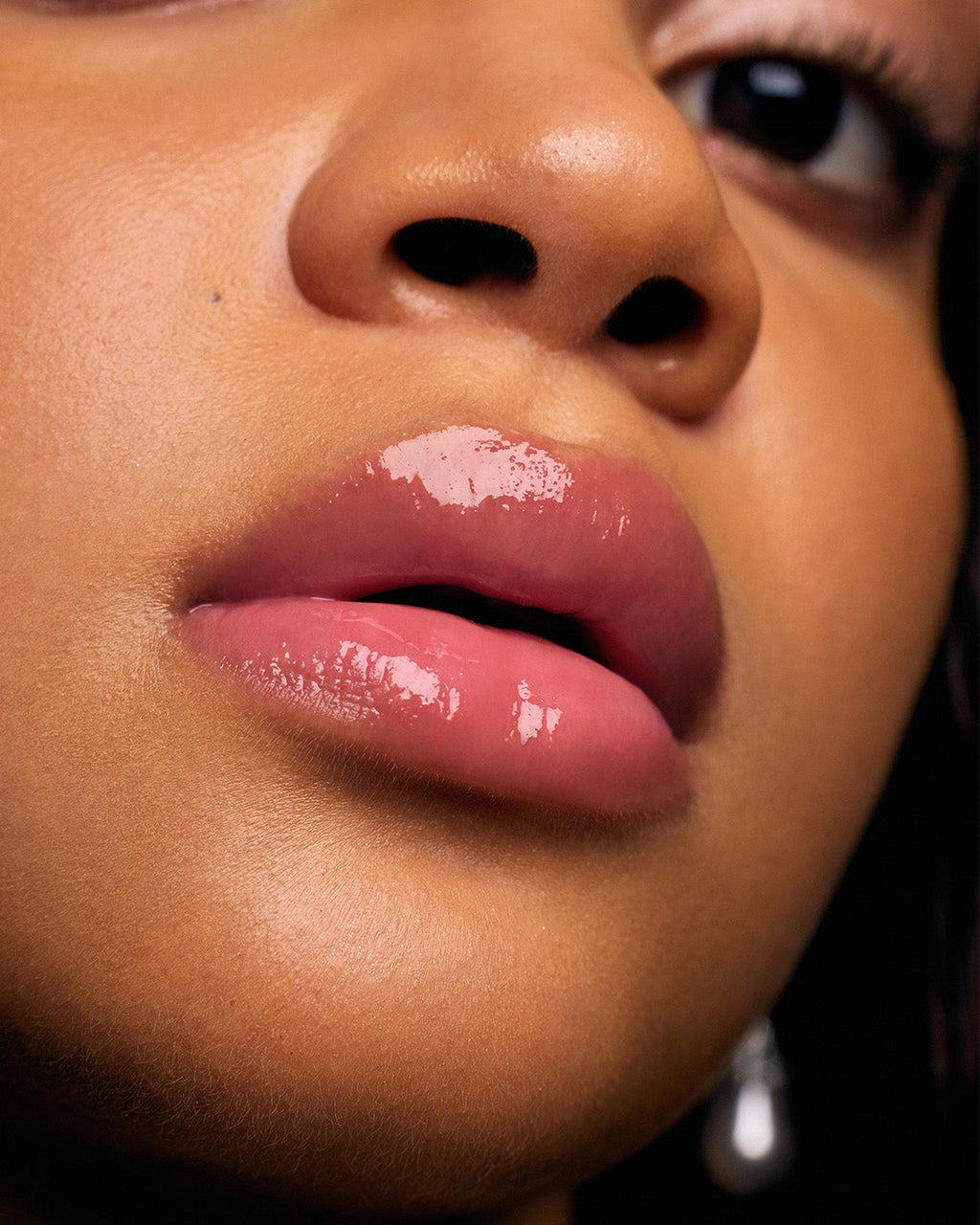 Shell's Jewel Nourishing Lip Glaze