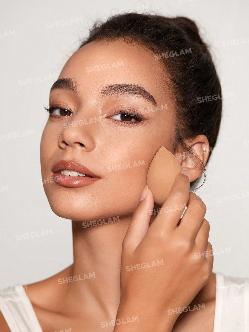 Ultimate Universal Beauty Sponge by Sheglam