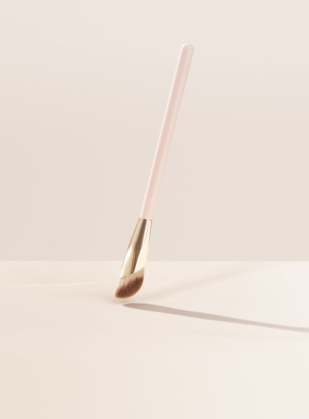 Liquid Touch Concealer Brush by Rare Beauty
