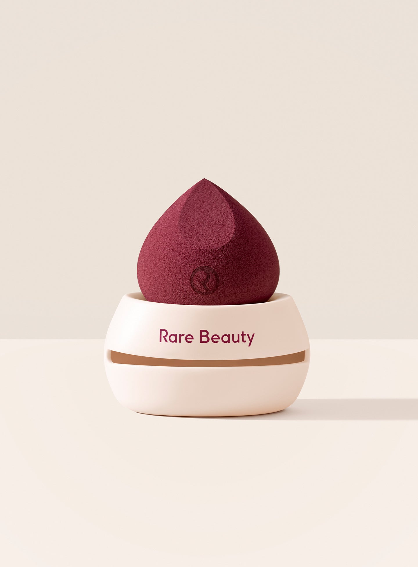 Silicone Makeup Sponge Case by Rare Beauty