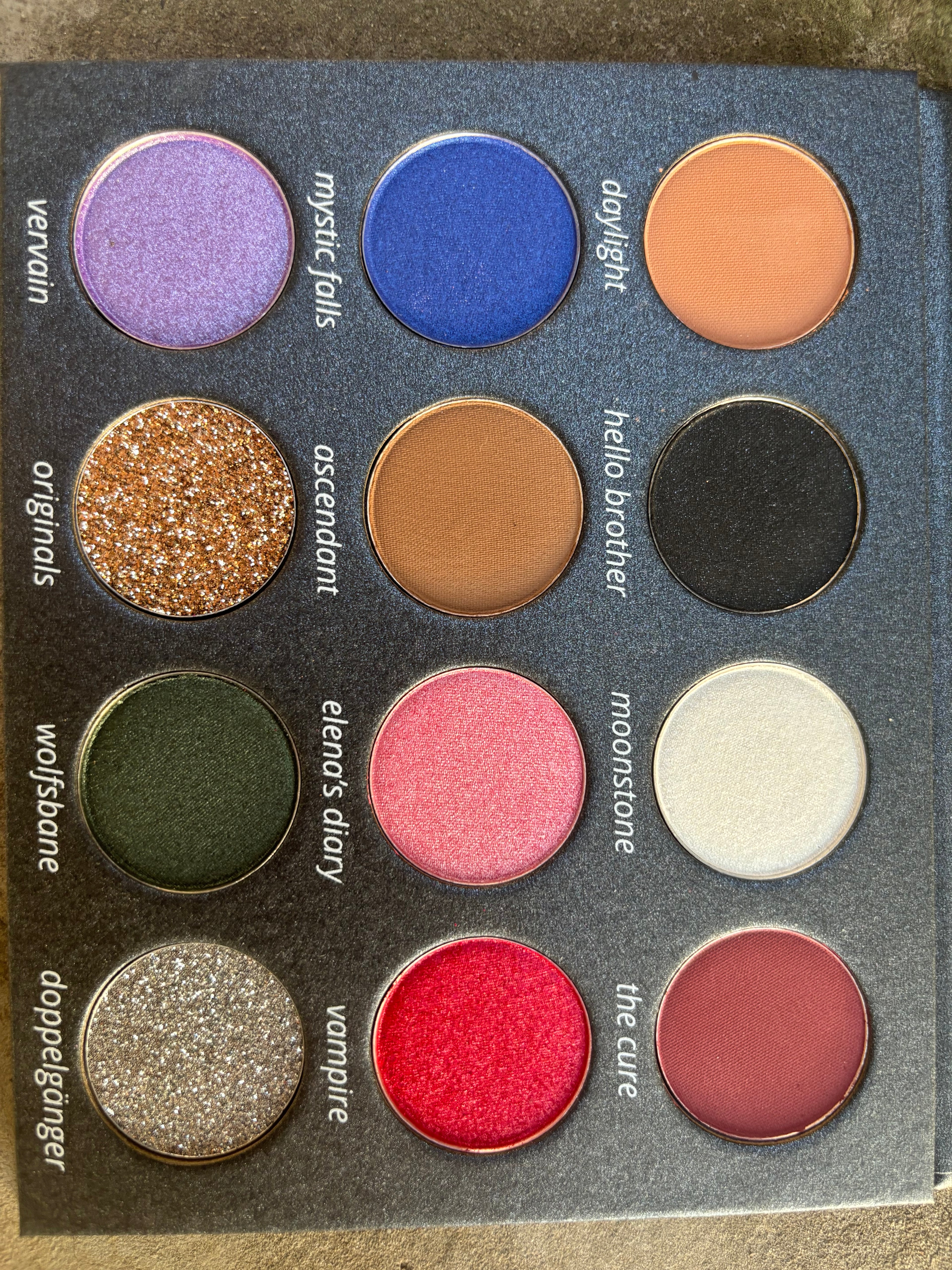 Pyrope Beauty The Vampire Diaries Makeup Eyeshadow Palette