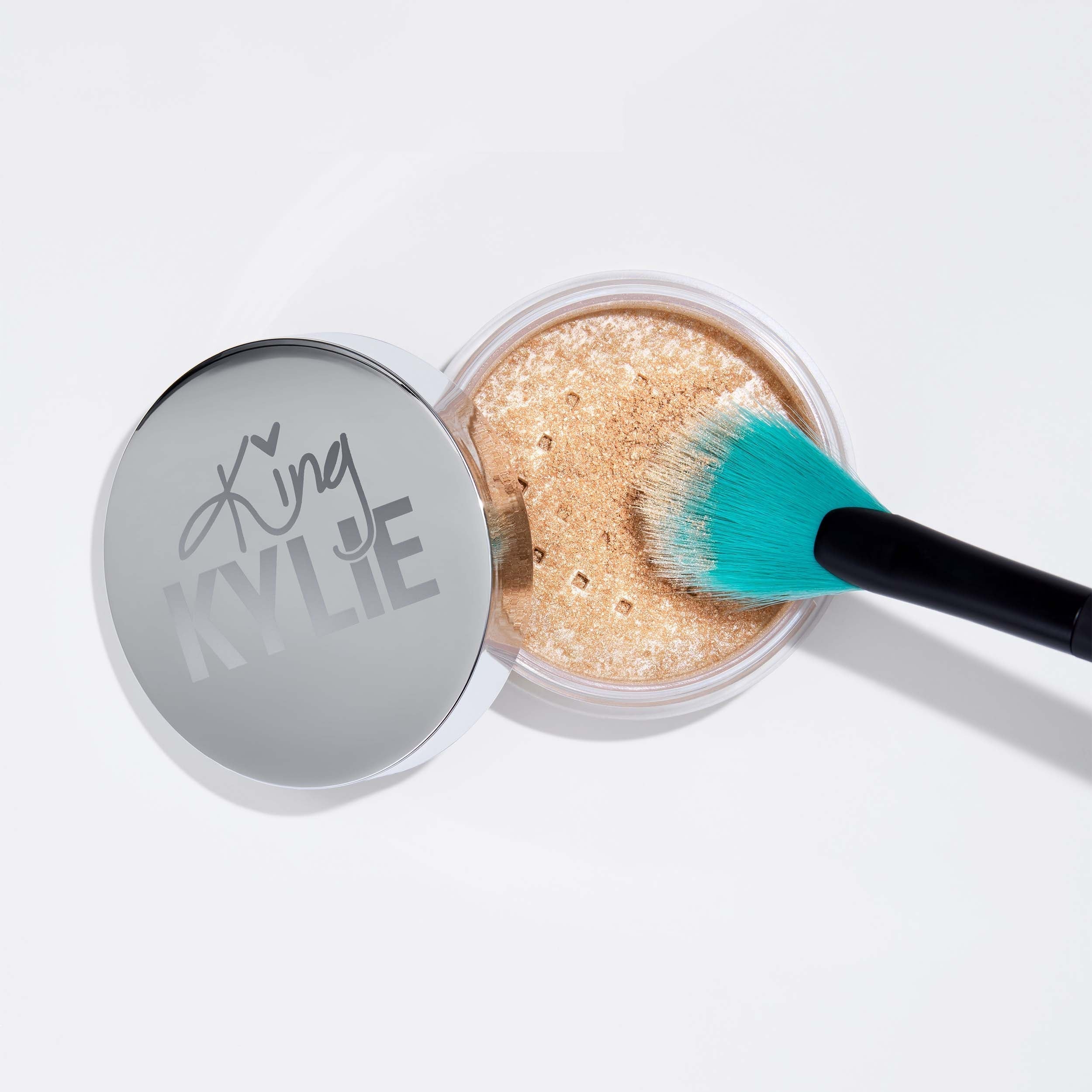 King Kylie Highlighter Brush