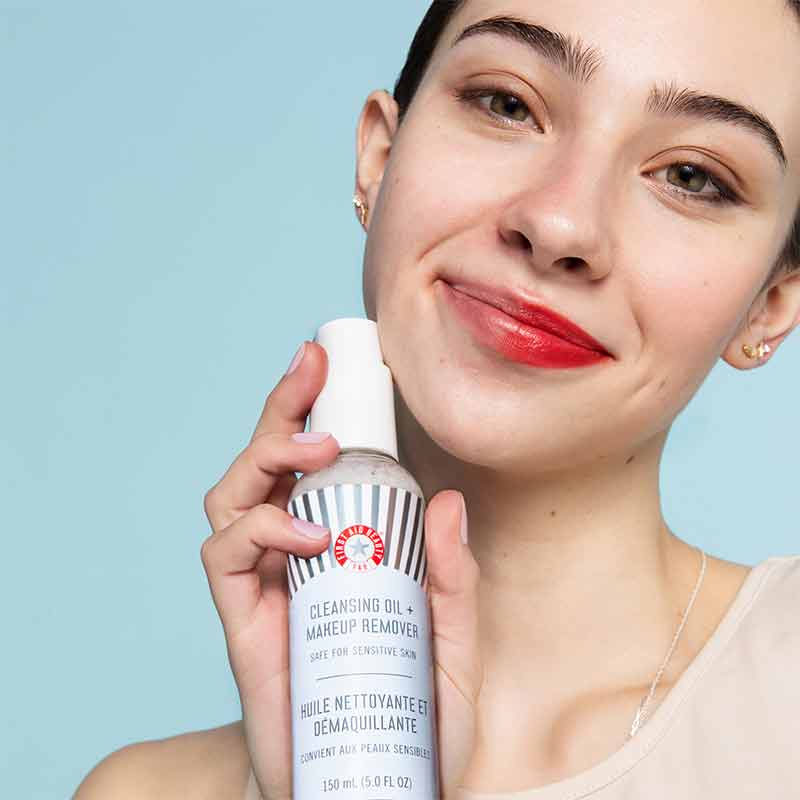 Cleansing Oil and Makeup Remover by First Aid Beauty