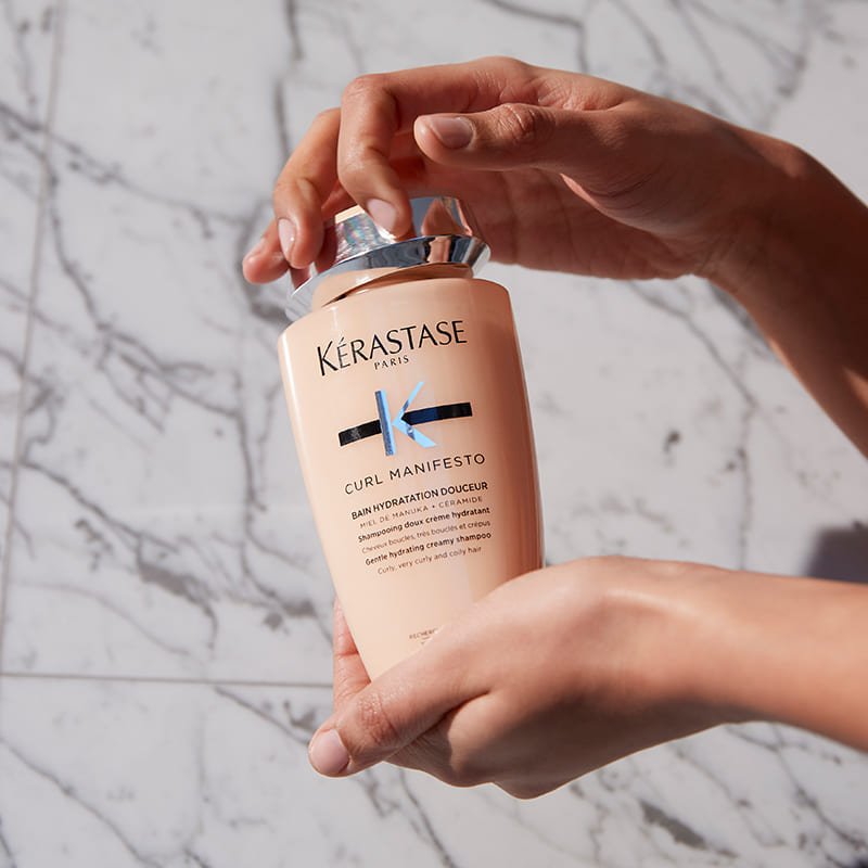 Curl Manifesto Bain Hydratation Douceur Gentle Hydrating Creamy Shampoo by Kérastase