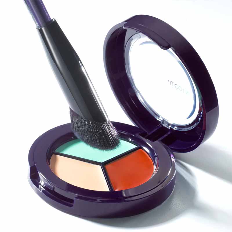 Concealer & Color Corrector Brush by Kevyn Aucoin