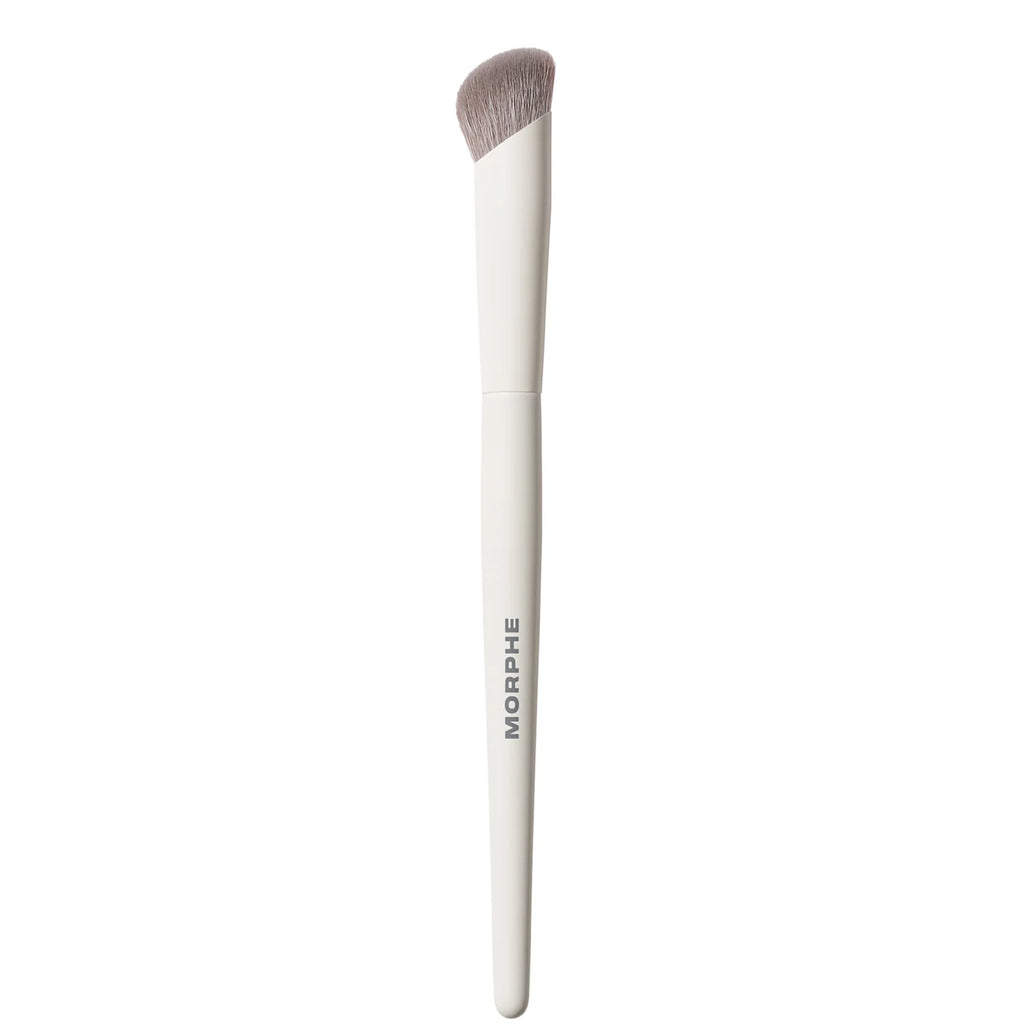 M132 Angled Concealer Brush by Morphe